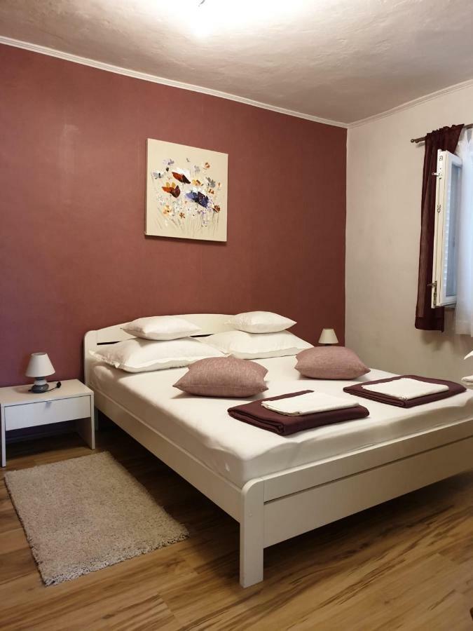 Apartment Mira Traù Esterno foto